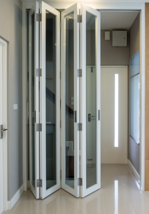 bifold door Chigwell Row, Chigwell, IG7